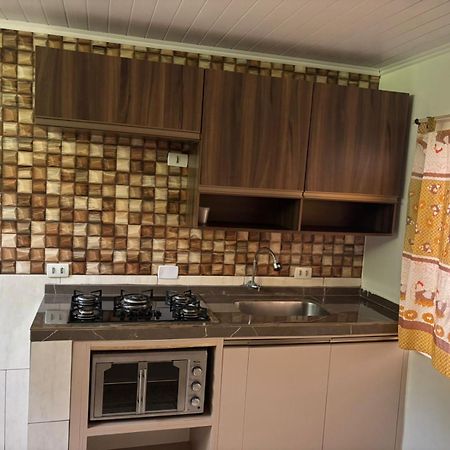 Recanto Pousada Ju&Ju Com Piscina Compartilhada Pontal do Paraná Eksteriør billede